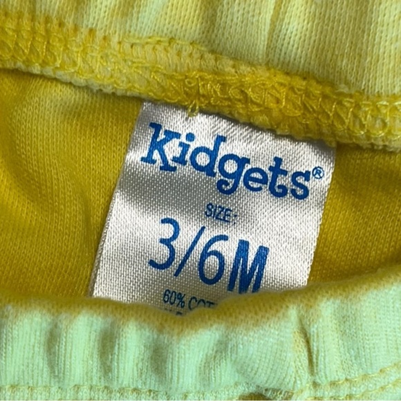 Kidgets Yellow Ruffle Shorts - Picture 3 of 3